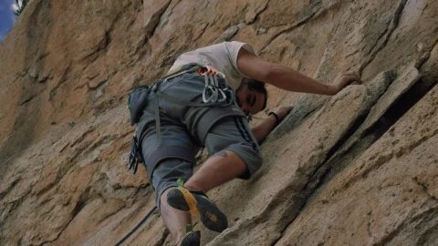 Video Stock Practicing Mountaineering On A Mountain Live Wallpaper Free - Free Live Wallpaper