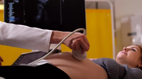 Video Stock Pregnant Woman At An Ultrasound Session Live Wallpaper Free - Free Live Wallpaper