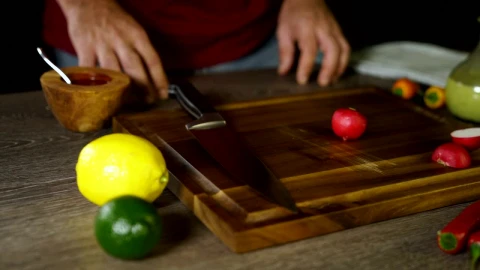 Video Stock Preparing A Radish For A Salad Live Wallpaper Free - Free Live Wallpaper