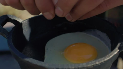 Video Stock Preparing Eggs At A Campsite Live Wallpaper Free - Free Live Wallpaper