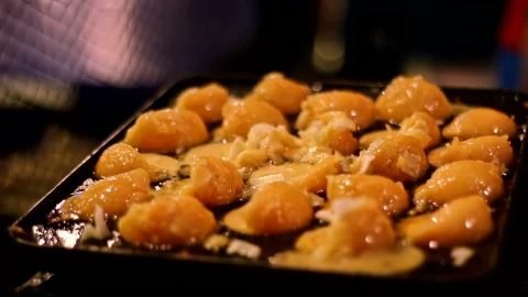 Video Stock Preparing Takoyaki In A Restaurant Live Wallpaper Free - Free Live Wallpaper