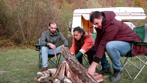 Video Stock Preparing To Start A Campfire Live Wallpaper Free - Free Live Wallpaper
