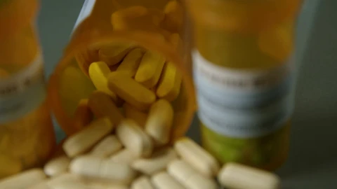 Video Stock Prescription Bottles And Medication Live Wallpaper Free - Free Live Wallpaper
