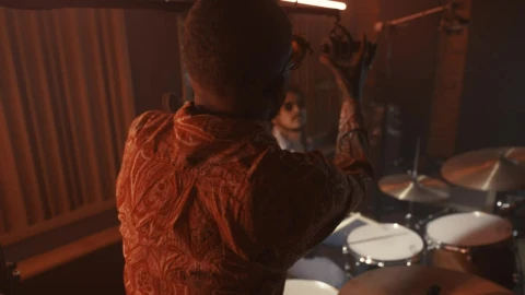 Video Stock Producer Making A Drum Set In A Studio Live Wallpaper Free - Free Live Wallpaper