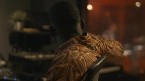 Video Stock Producer Recording A Drummer In A Studio Live Wallpaper Free - Free Live Wallpaper
