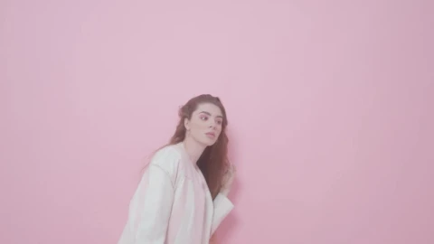 Video Stock Professional Photo Session With A Young Model Live Wallpaper Free - Free Live Wallpaper