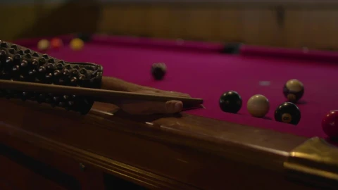 Video Stock Punk Person Playing Pool Live Wallpaper Free - Free Live Wallpaper