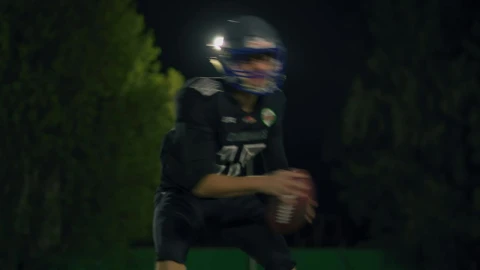 Video Stock Quarterback Training His Passes Live Wallpaper Free - Free Live Wallpaper