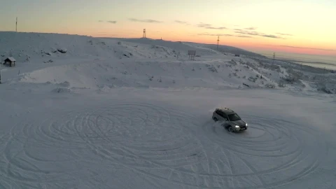 Video Stock Racing Around A Snowy Mountain Live Wallpaper Free - Free Live Wallpaper