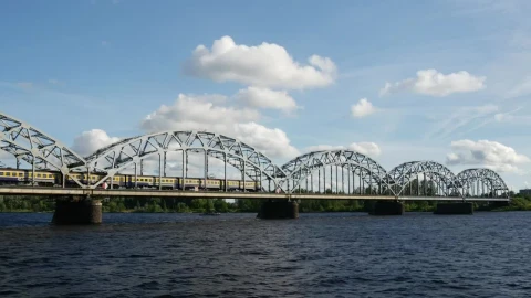 Video Stock Rail Way And A Moving Train Live Wallpaper Free - Free Live Wallpaper