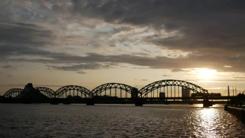 Video Stock Railway Bridge Silhouette In The Sunset Live Wallpaper Free - Free Live Wallpaper