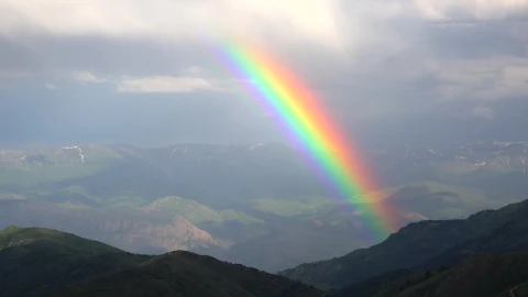 Video Stock Rainbow Glowing In The Mountains Live Wallpaper Free - Free Live Wallpaper