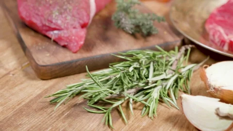 Video Stock Raw Steak And Seasoning Live Wallpaper Free - Free Live Wallpaper