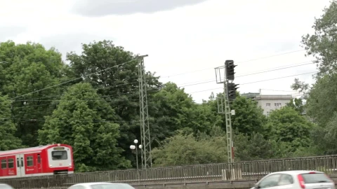 Video Stock Red Passenger Train In Hamburg Live Wallpaper Free - Free Live Wallpaper