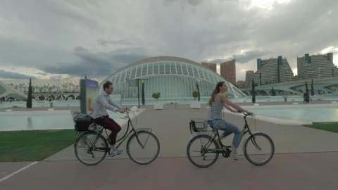Free Stock Video Riding Bikes Past Modern Buildings Live Wallpaper - Free Live Wallpaper