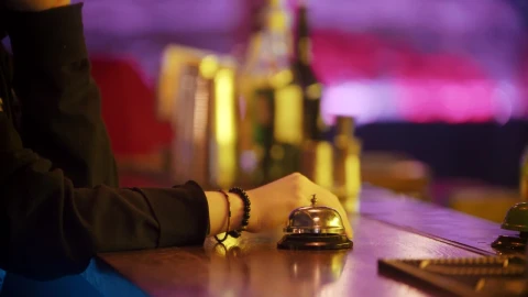 Free Stock Video Ringing The Bell On The Bar Live Wallpaper - Free Live Wallpaper