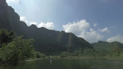 Free Stock Video River Below The Mountains In Vietnam Live Wallpaper - Free Live Wallpaper