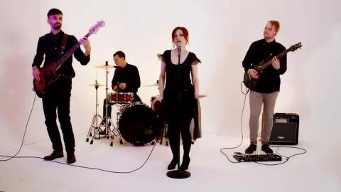 Free Stock Video Rock Band Playing A Song In A Bright Studio Live Wallpaper - Free Live Wallpaper
