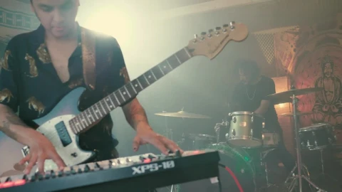 Free Stock Video Rock Band Resting In Their Rehearsal Live Wallpaper - Free Live Wallpaper