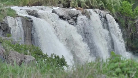Free Stock Video Rocky Waterfall On A River In Nature Live Wallpaper - Free Live Wallpaper
