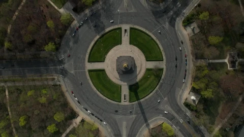 Free Stock Video Roundabout In Berlin Aerial Top Shot Live Wallpaper - Free Live Wallpaper