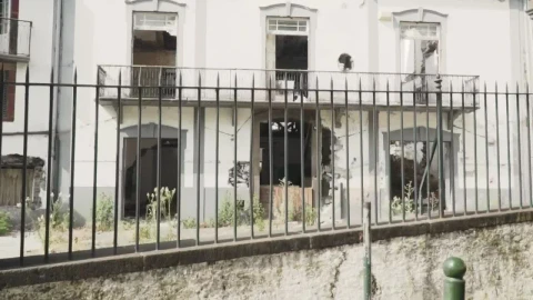 Free Stock Video Ruined Building Live Wallpaper - Free Live Wallpaper