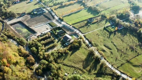 Free Stock Video Rural Roads Between Farm Buildings Live Wallpaper - Free Live Wallpaper