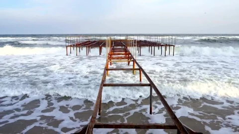 Free Stock Video Rusty And Old Abandoned Pier Live Wallpaper - Free Live Wallpaper