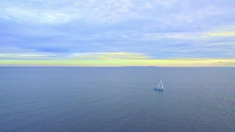 Free Stock Video Sailing Boat Near The Coast Live Wallpaper - Free Live Wallpaper