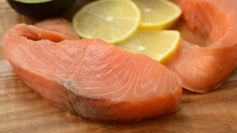 Free Stock Video Salmon Chunks With Lemon Live Wallpaper - Free Live Wallpaper