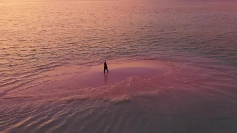 Free Stock Video Sandbar Island In The Middle Of The Sea At Sunset Live Wallpaper - Free Live Wallpaper