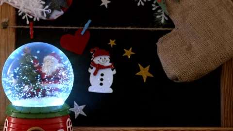 Free Stock Video Santa Claus Christmas Snow Globe Live Wallpaper - Free Live Wallpaper