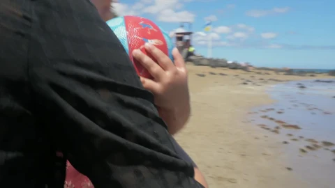 Free Stock Video Scared Girl At The Beach Live Wallpaper - Free Live Wallpaper