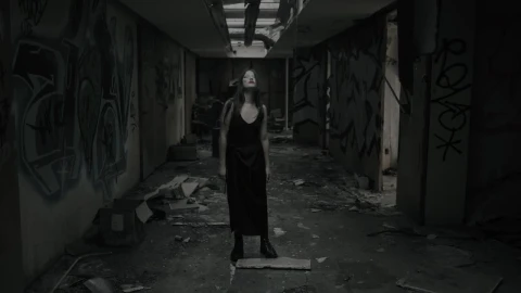 Free Stock Video Scary Ghost At An Abandoned Place Live Wallpaper - Free Live Wallpaper