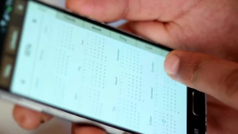 Free Stock Video Scheduling An Appointment On A Smartphone Live Wallpaper - Free Live Wallpaper