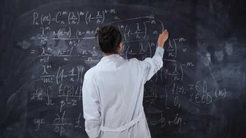 Free Stock Video Scientist Student Solving Formulas On A Blackboard Live Wallpaper - Free Live Wallpaper