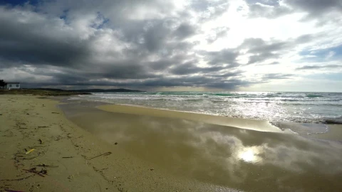 Free Stock Video Sea Water Stagnant In The Sand On The Shore Live Wallpaper - Free Live Wallpaper