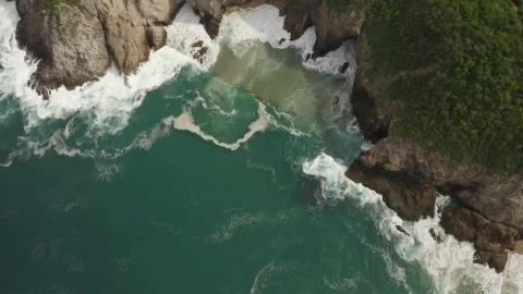 Free Stock Video Sea Waves In A Little Bay Live Wallpaper - Free Live Wallpaper