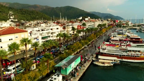 Free Stock Video Seaside Buildings And Large Boats  LargeLive Wallpaper - Free Live Wallpaper