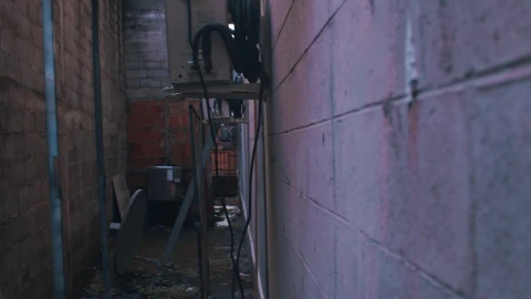 Free Stock Video Service Alley Of A Building Live Wallpaper - Free Live Wallpaper