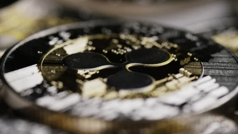 Free Stock Video Shining Ripple Bitcoin Coins Slowly Spinning Live Wallpaper - Free Live Wallpaper