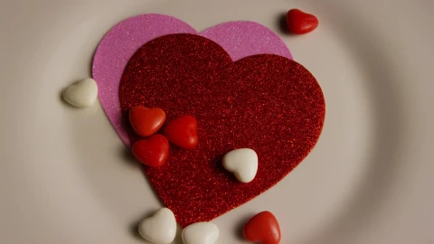 Free Stock Video Shiny Paper Heart Shapes And Candy Live Wallpaper - Free Live Wallpaper