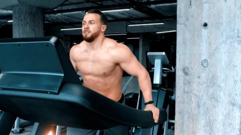 Free Stock Video Shirtless Bodybuilder Running On A Treadmill Live Wallpaper - Free Live Wallpaper