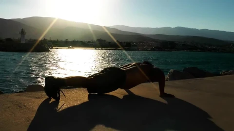 Free Stock Video Shirtless Man Doing Push Ups On The Boardwalk Live Wallpaper - Free Live Wallpaper