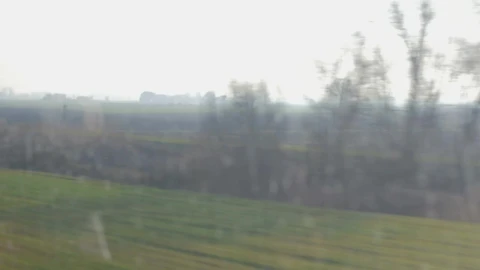Free Stock Video Shopping Online During A Train Journey Live Wallpaper - Free Live Wallpaper