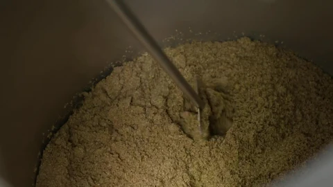 Free Stock Video Shovel Moving Ground Barley In A Tank Live Wallpaper - Free Live Wallpaper