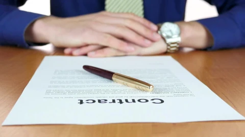 Free Stock Video Signing A Contract With A Pen Live Wallpaper - Free Live Wallpaper