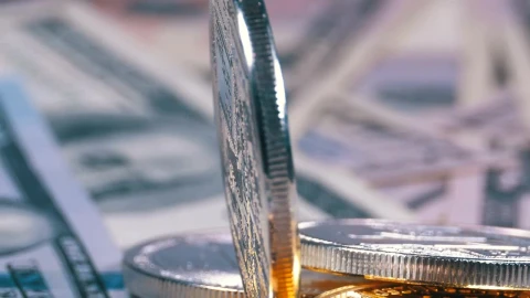 Free Stock Video Silver Bitcoin Rotating Of A Dollar Bills Live Wallpaper - Free Live Wallpaper