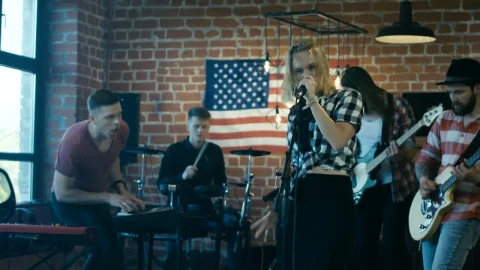 Free Stock Video Singer Giving Instructions To Band On A Rehearsal Live Wallpaper - Free Live Wallpaper