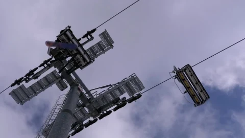 Free Video Stock Ski Lift Bottom View And Clouds Live Wallpaper - Free Live Wallpaper